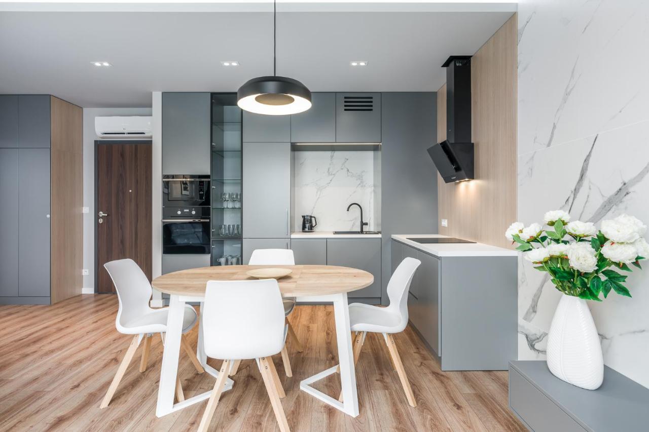 بوزنان Warta View Apartments المظهر الخارجي الصورة